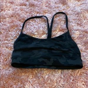 Lululemon Sports bra EUC